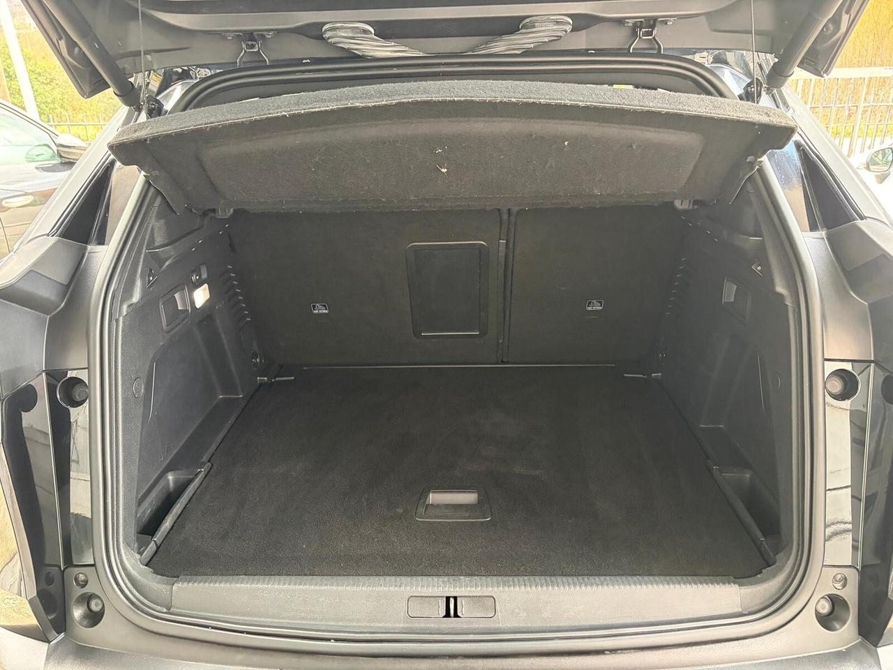 Peugeot 3008 1.6 BlueHDi 120cv tetto GT Line