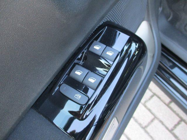 CITROEN C3 PureTech 83 S&S Shine - CarPlay/Led