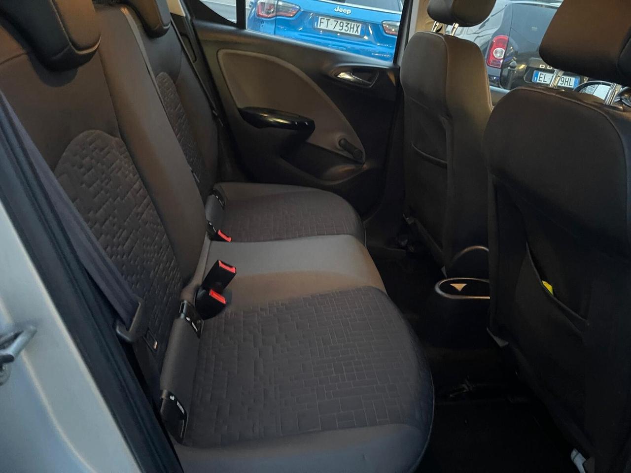 Opel Corsa 1.4 5 porte Advance