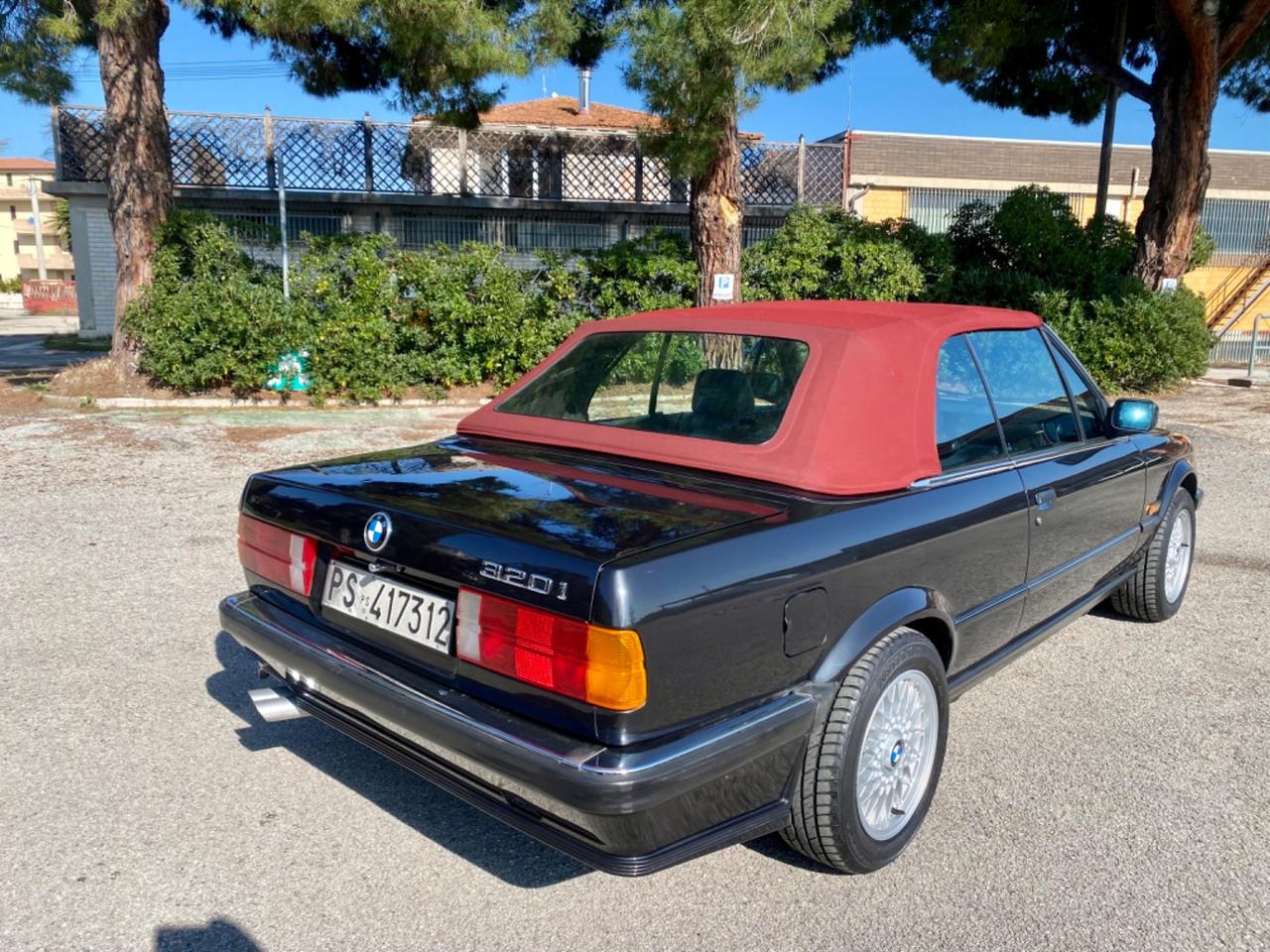 Bmw 320 BMW E30 320 I CABRIO