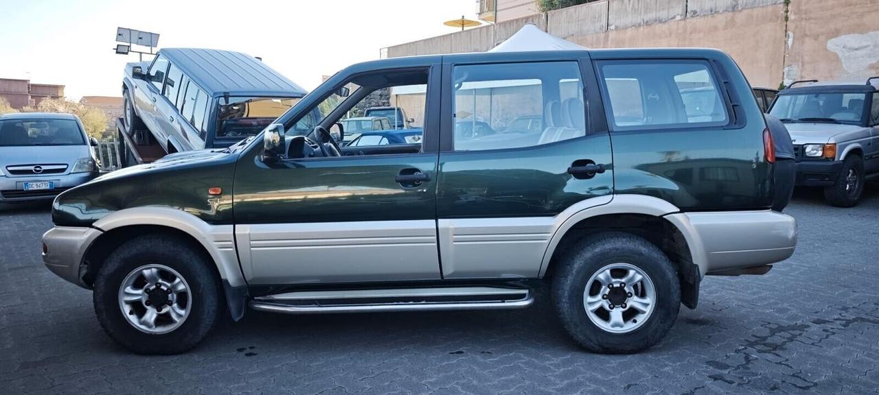 Nissan Terrano II 2.7 Tdi 5 porte SE