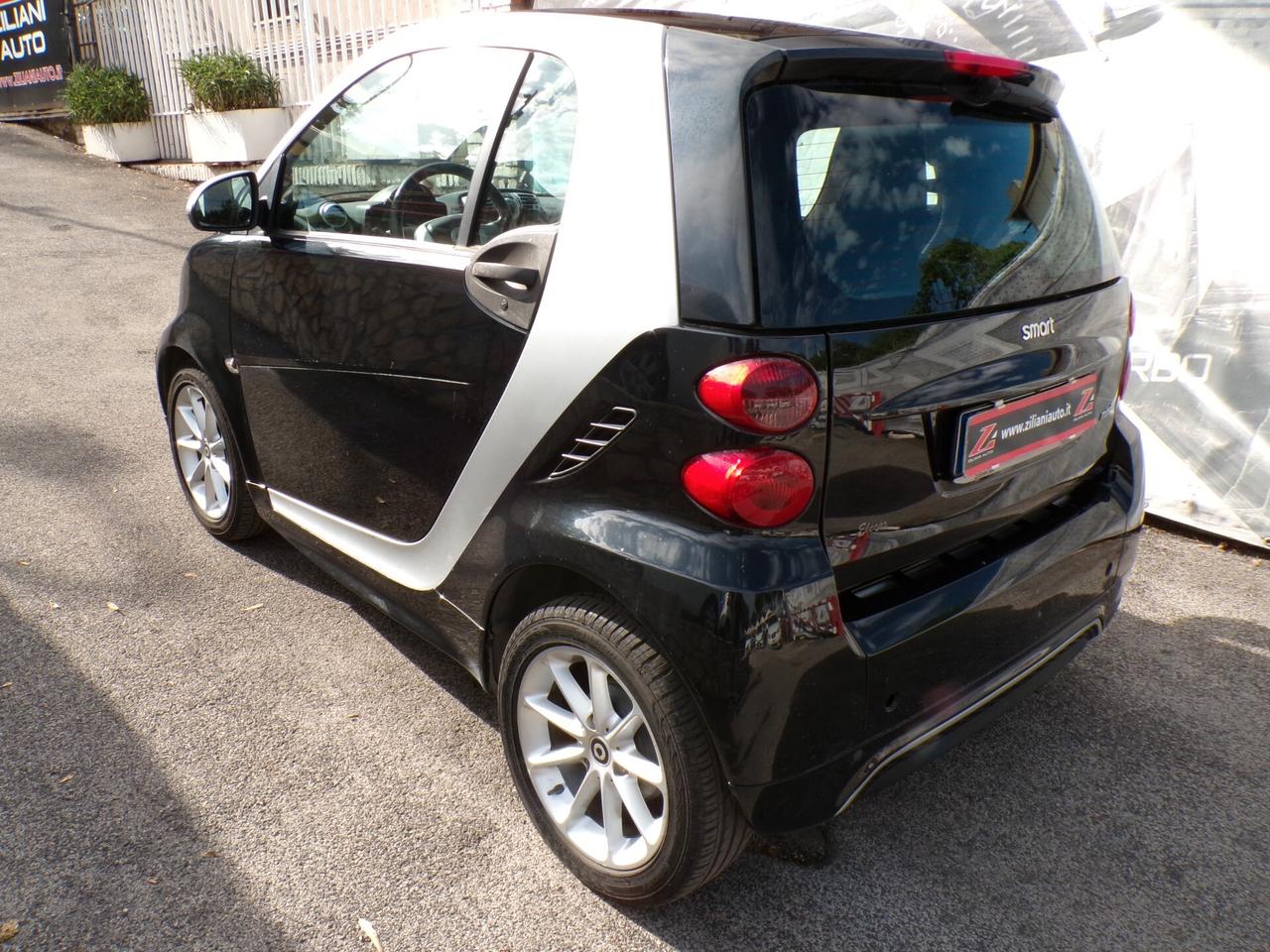 Smart ForTwo 1000 52 kW coupé pure