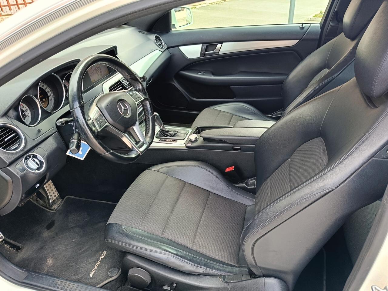 Mercedes-benz C 250 CDI BlueEFFICIENCY Coupé Executive