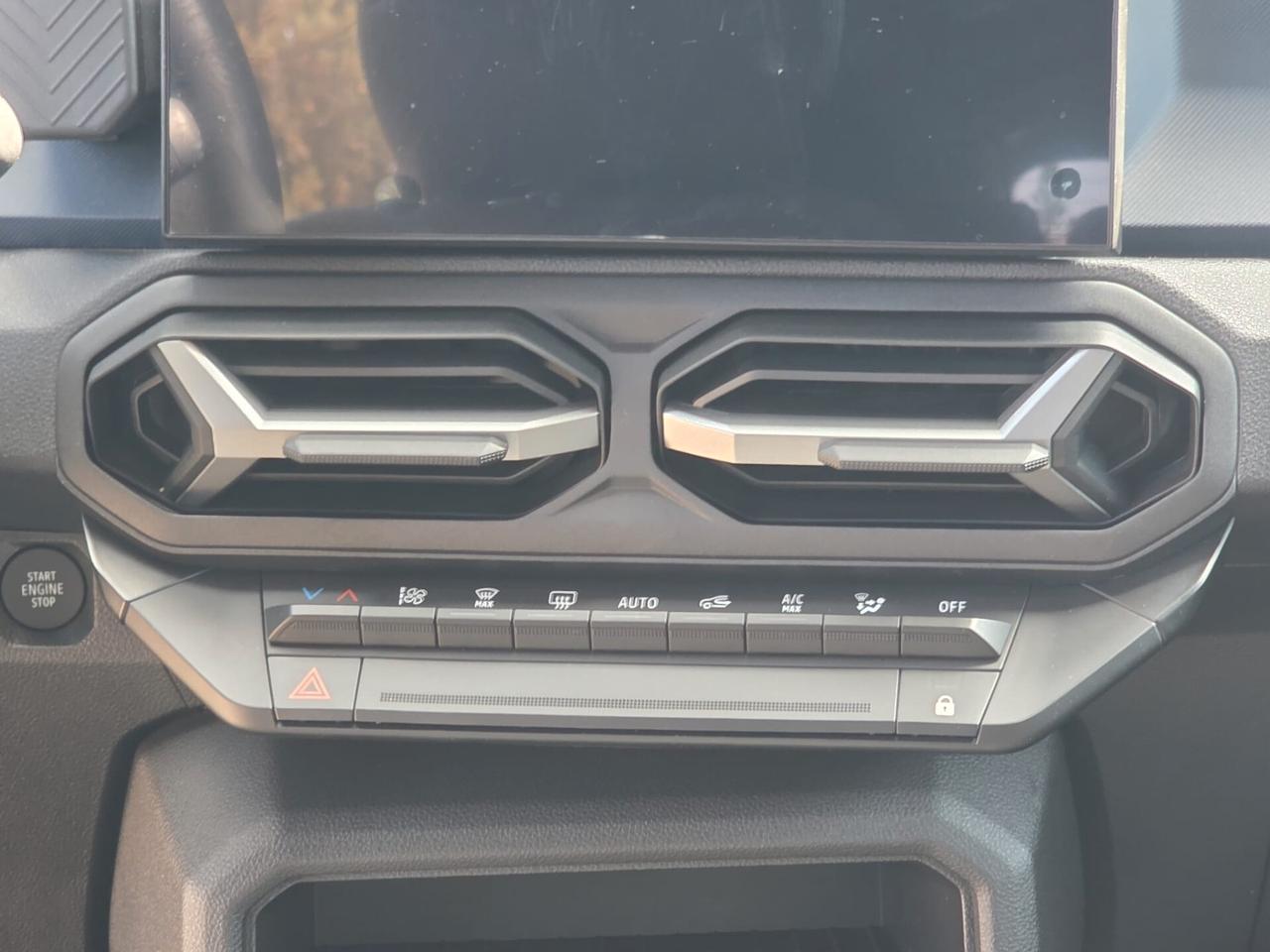 Dacia Duster Hybrid 140 CV Journey