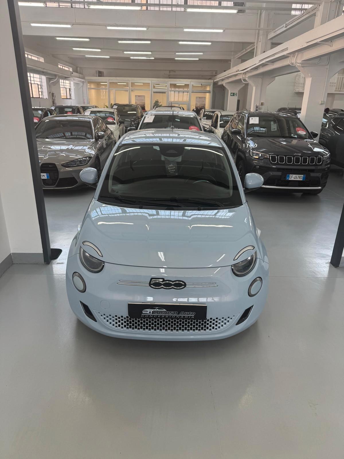 Fiat 500 500e Berlina 42 kWh Icon