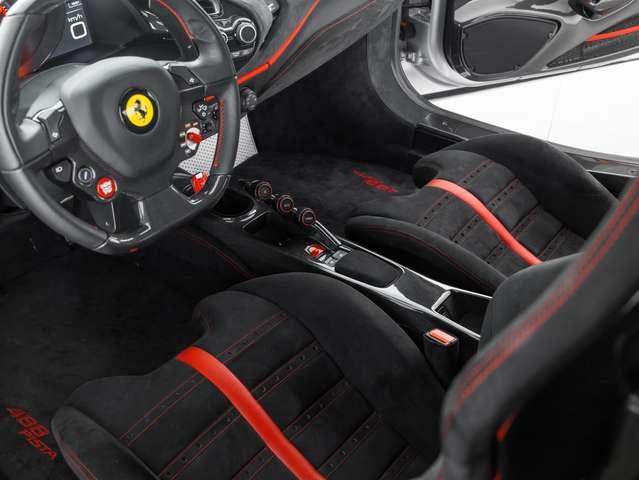 Ferrari 488 Pista