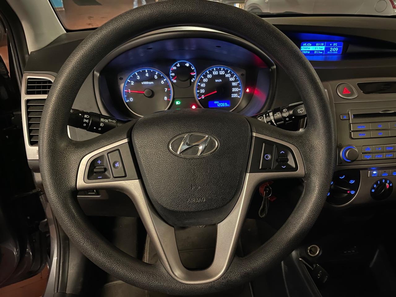 Hyundai i20 1.2 Neopatentati Euro 5 12.000 Km
