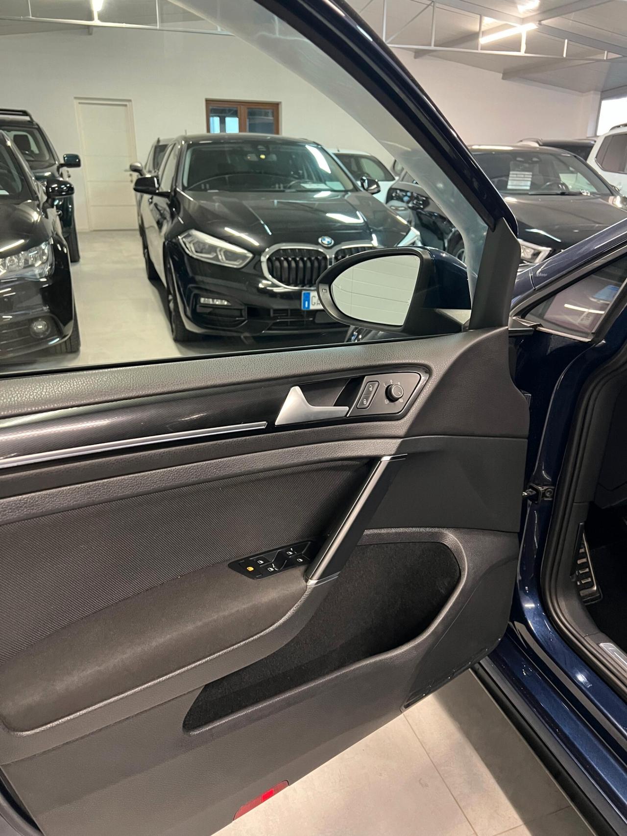 Volkswagen Golf 2.0 TDI 5p. 4MOTION GTD