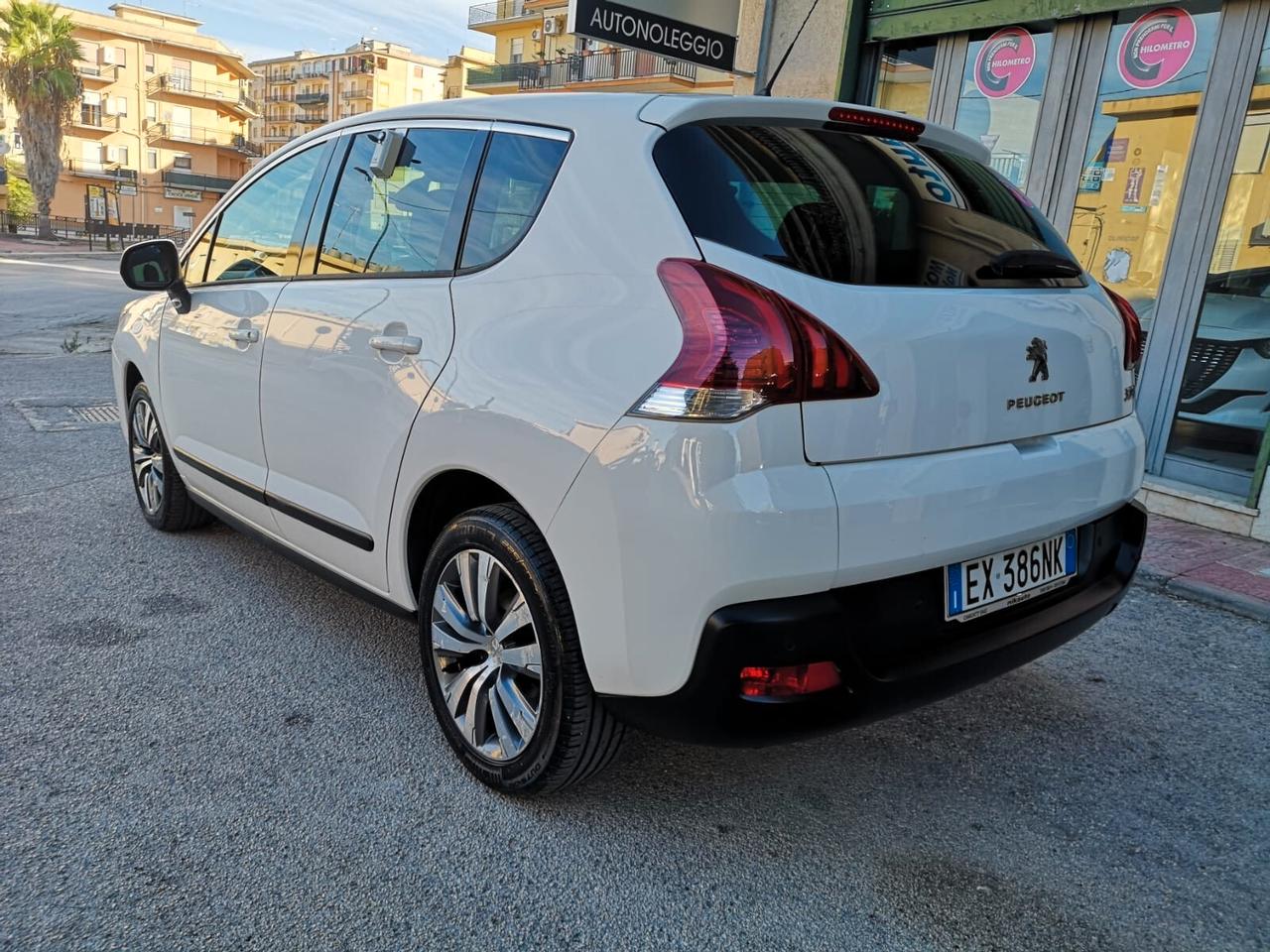 PEUGEOT 3008 1.6 HDi 115 CV Active 2015