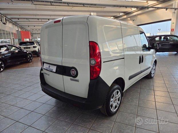FIAT Doblo Dobl 1.3 MJT PC Cargo Lounge-solo 32