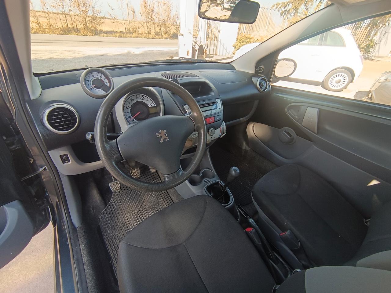 Peugeot 107 1.0 68CV 3p. Desir