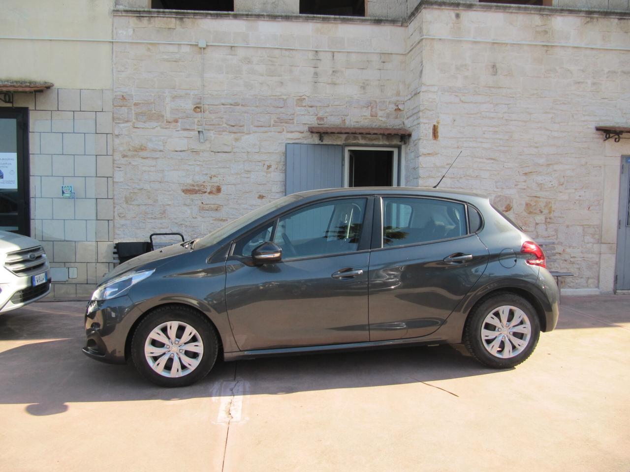 Peugeot 208 BlueHDi 75 5 porte Allure