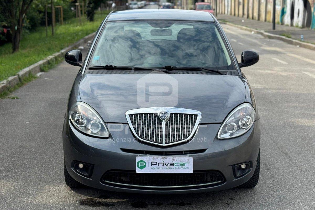 LANCIA Ypsilon 1.2 69 CV Unyca