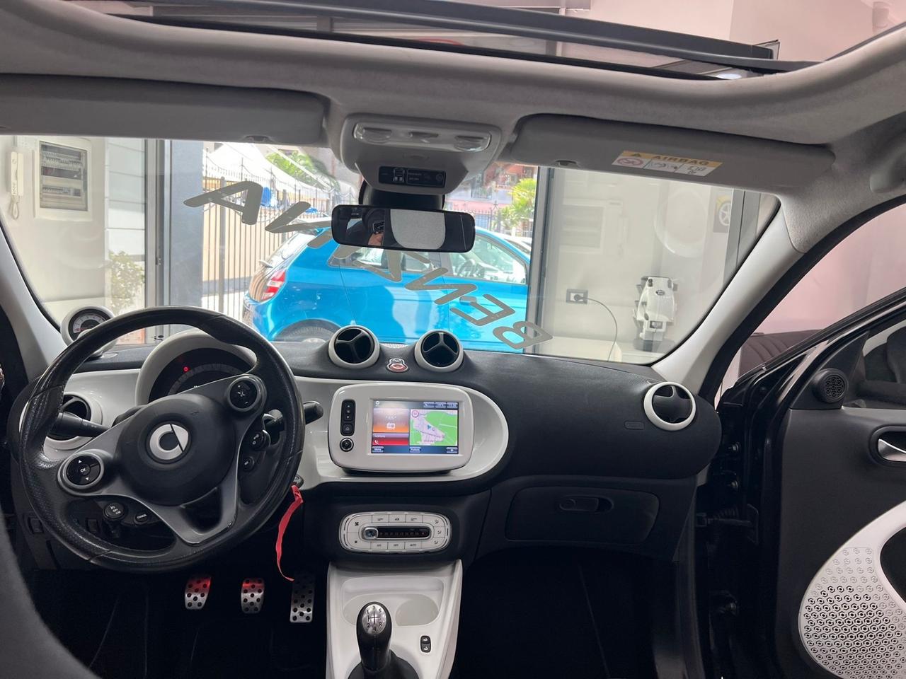 Smart ForFour 70 1.0 Passion