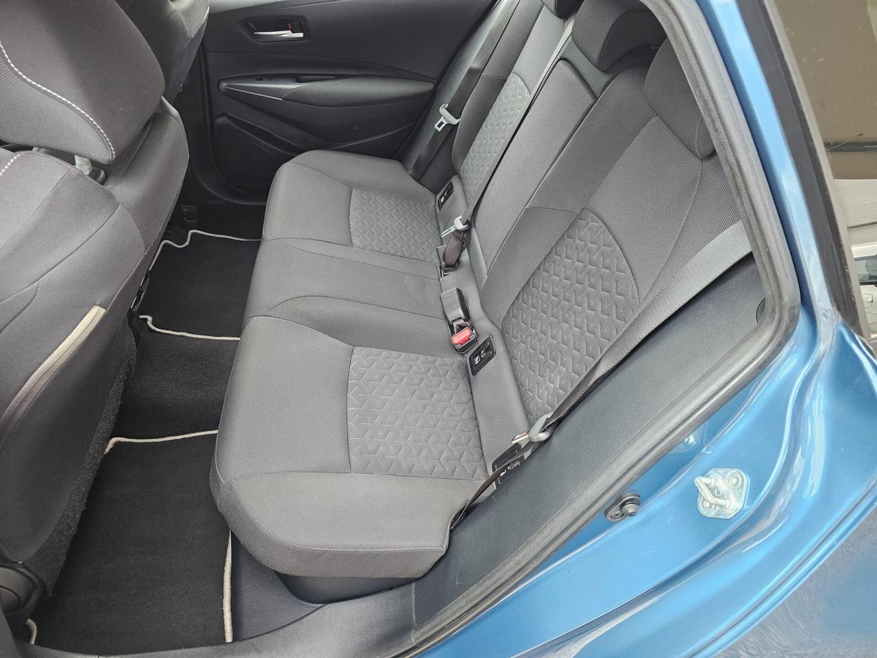 Toyota Corolla Touring Sports 2.0 Hybrid Business