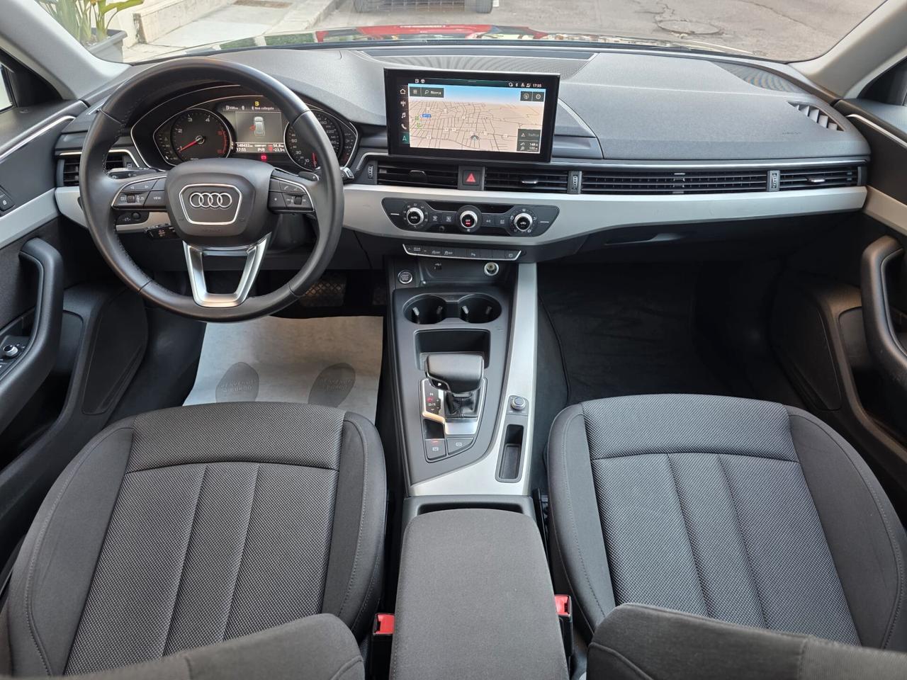 Audi A4 Avant 30 TDI/136 CV S tronic Business+Cerchi 18+Fari Led..