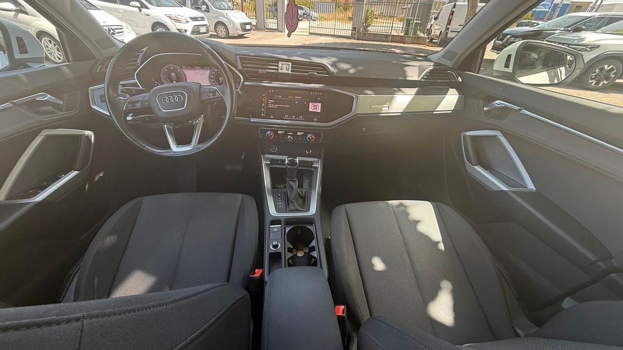 Audi Q3 35 TDI S tronic Business Advanced