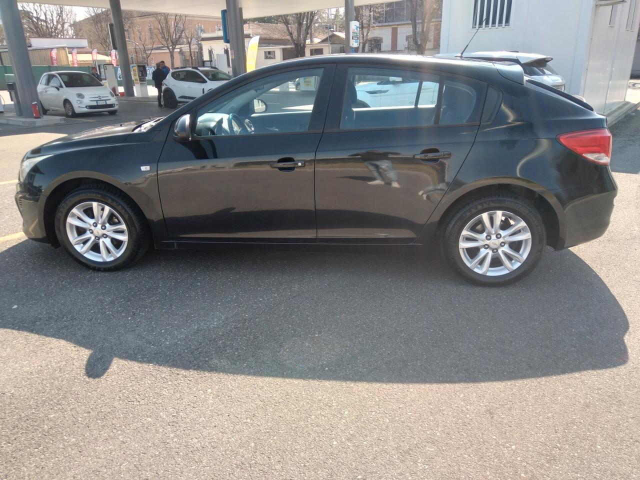 Chevrolet Cruze 1.8 141cv 5 porte LT GPL xneopatentati