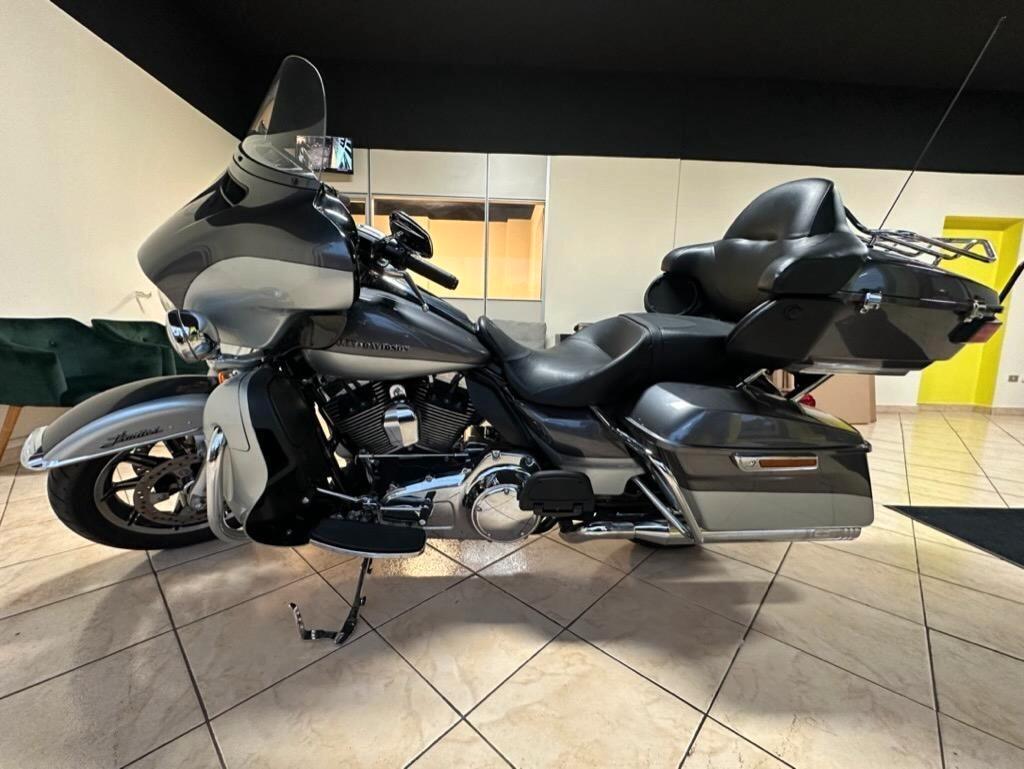 Harley-davidson ELECTRA GLIDE LIMITED 30000KM