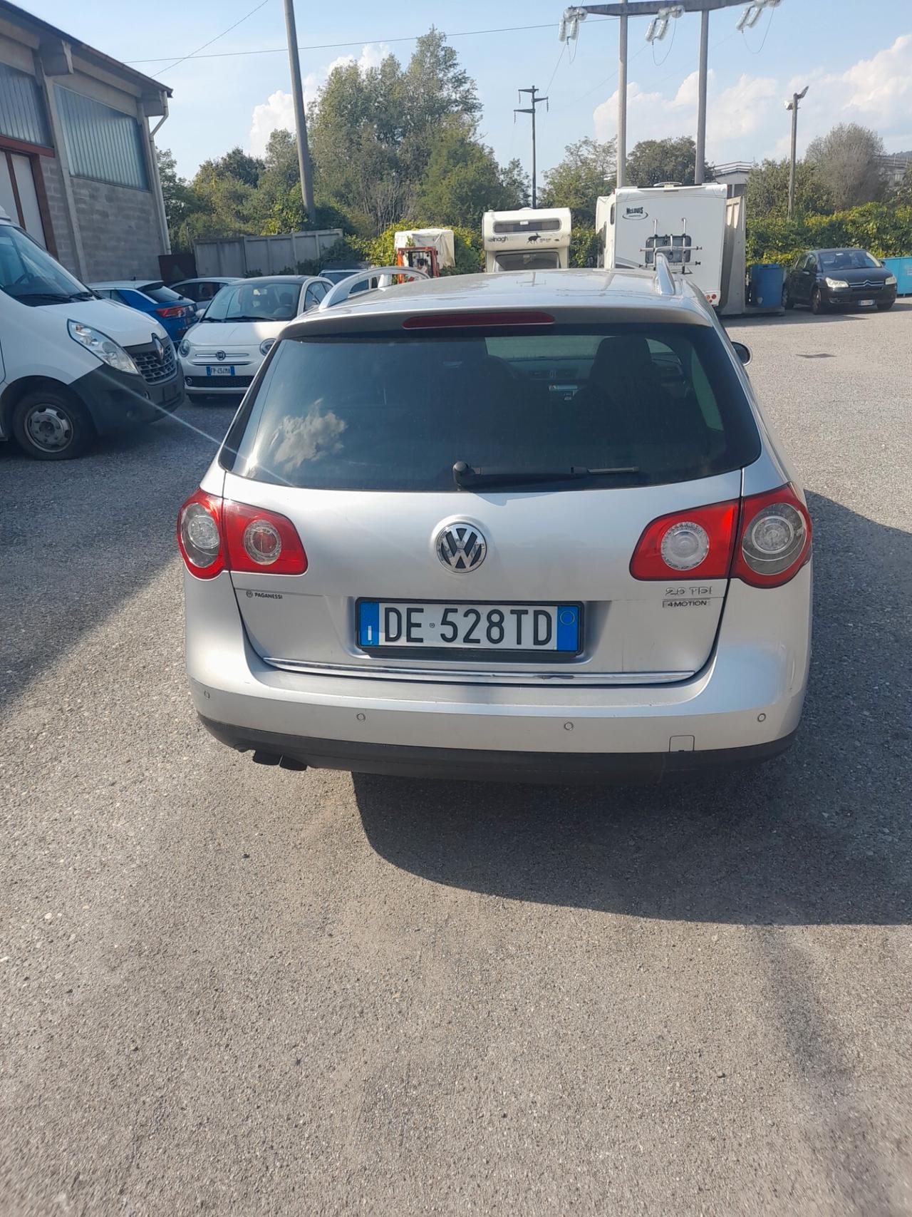 Volkswagen Passat 2.0 TDI DPF 4mot. Comfortline