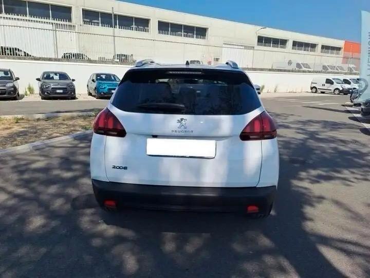 Peugeot 2008 PureTech 82 S&S Style