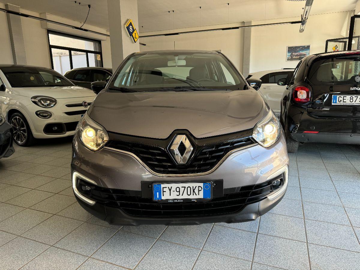 RENAULT - Captur - dCi 8V 90 CV Business UNICO PROP/ IVA DEDUCIBILE/ NAVIGATORE/ XENO/ PDC