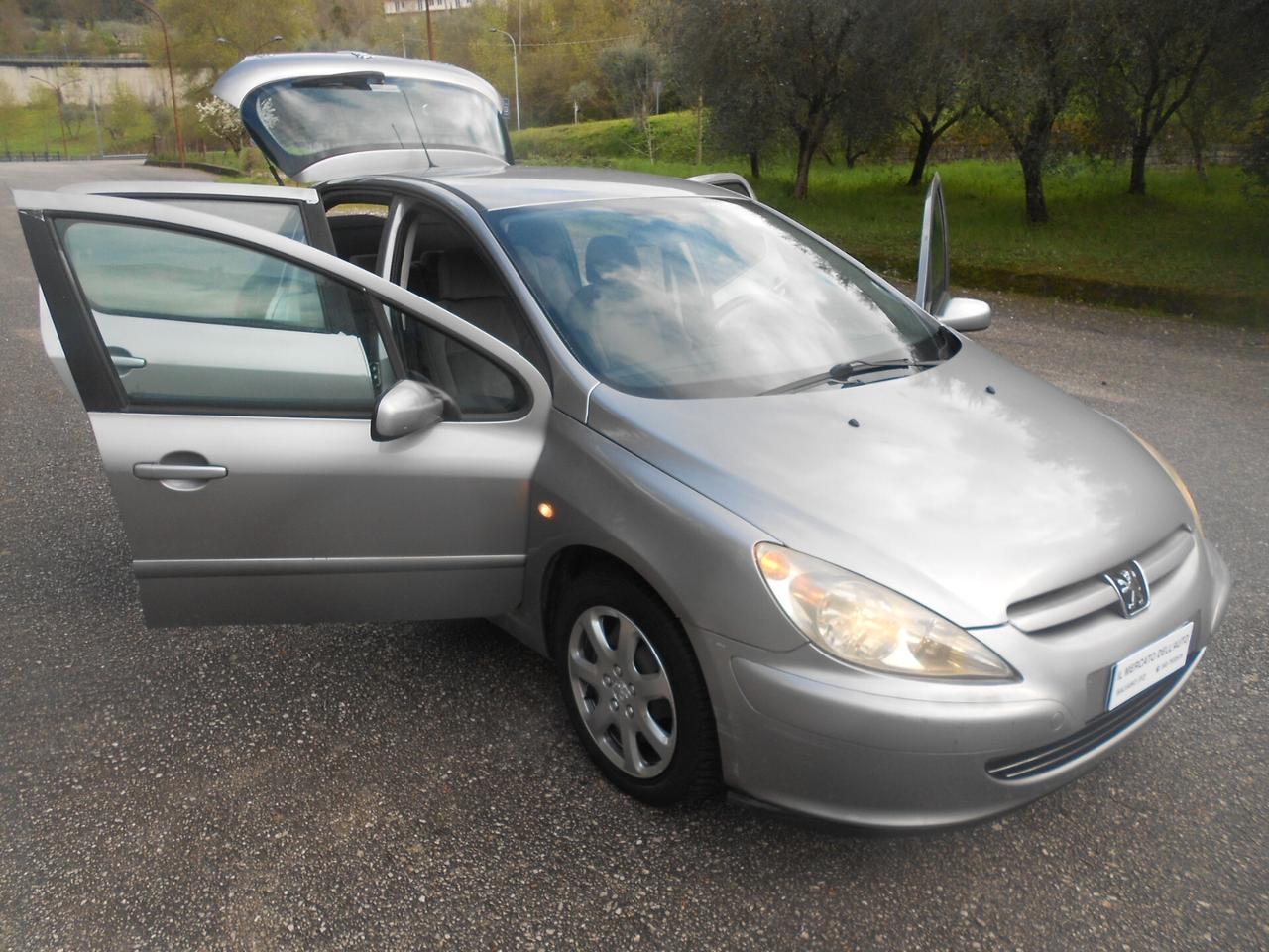 307 BERLINA,2.0hdi(VELLUTO-RADICA-CLIMATRONIC)