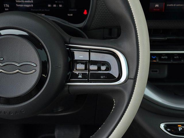 FIAT 500e 42kWh La Prima Unicoprop. 320km di Autonomia