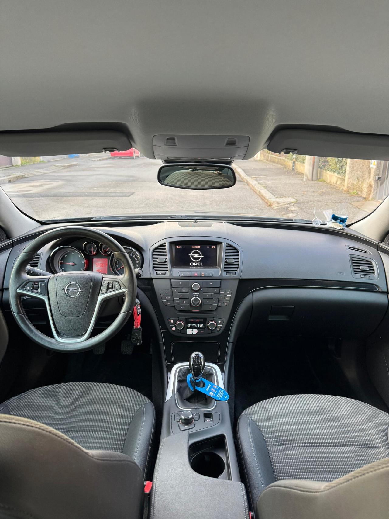 Opel Insignia 2.0 CDTI Berlina 2011