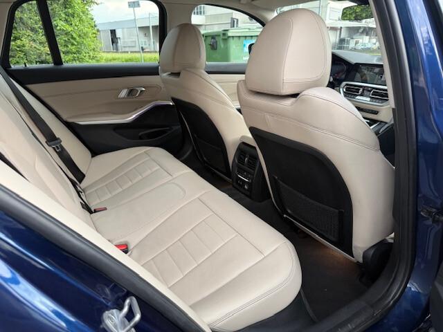 Bmw 320d Touring Luxury