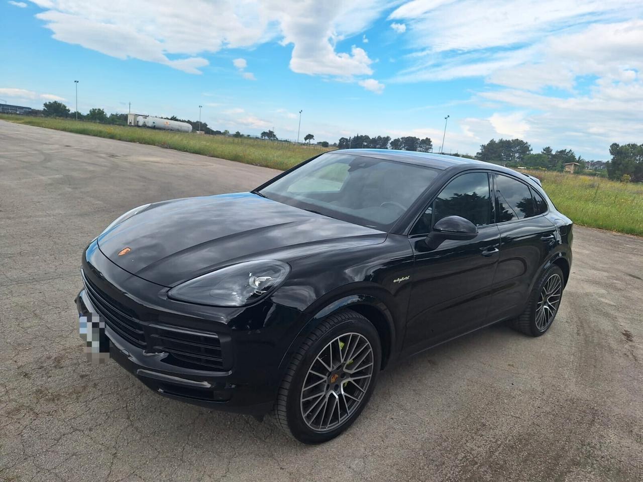 Porsche Cayenne 3.0 V6 E-Hybrid-BENZINA