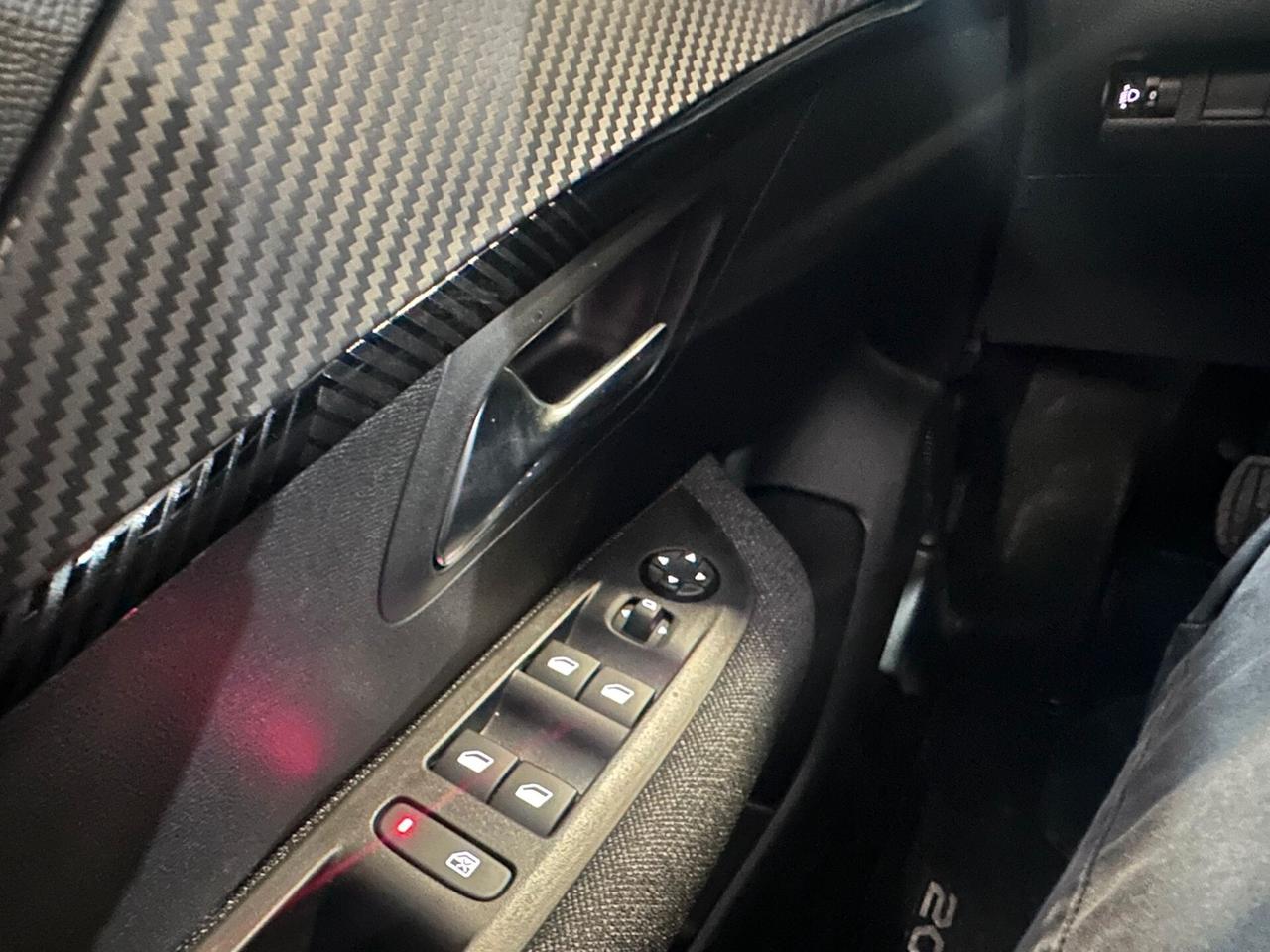 Peugeot 208 PureTech 100 Stop&Start 5 porte Style