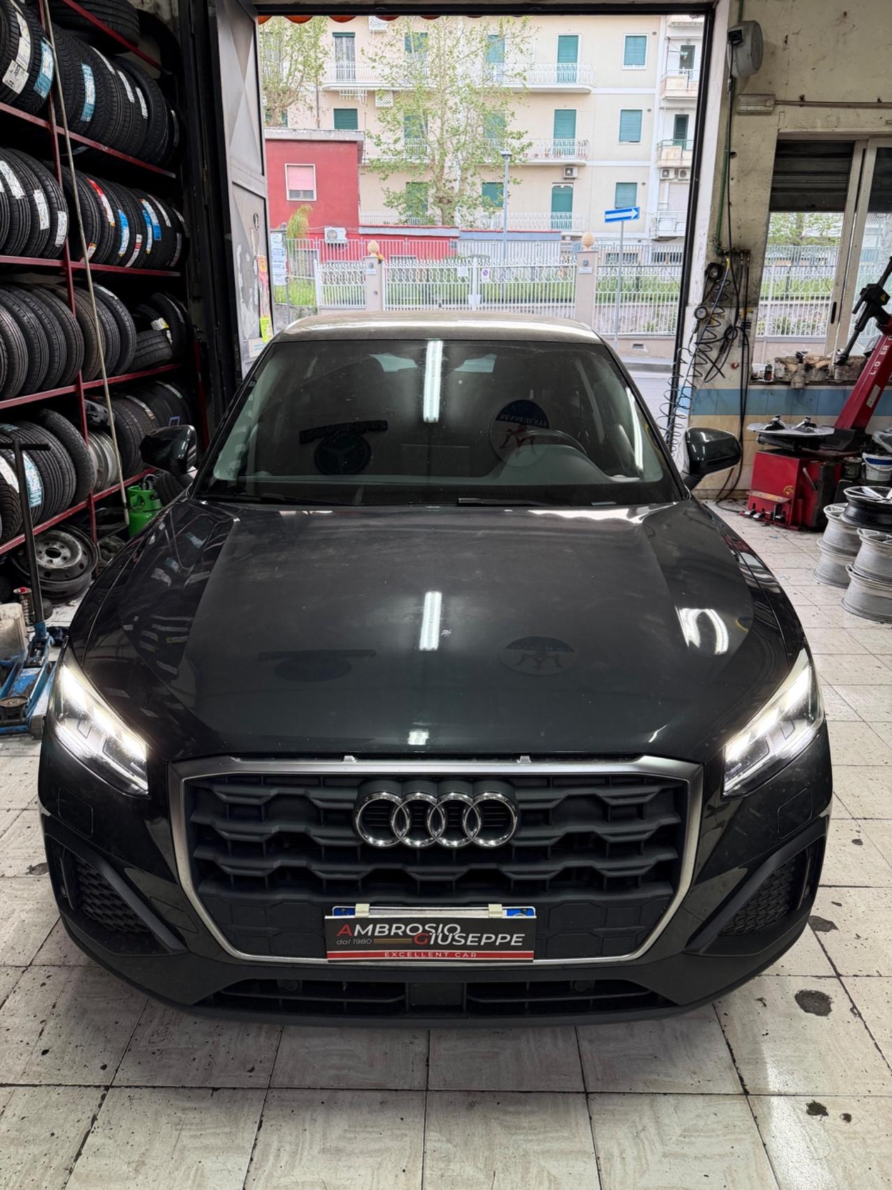 Audi Q2 35 TDI S tronic COCKPIT 18 MATRIX