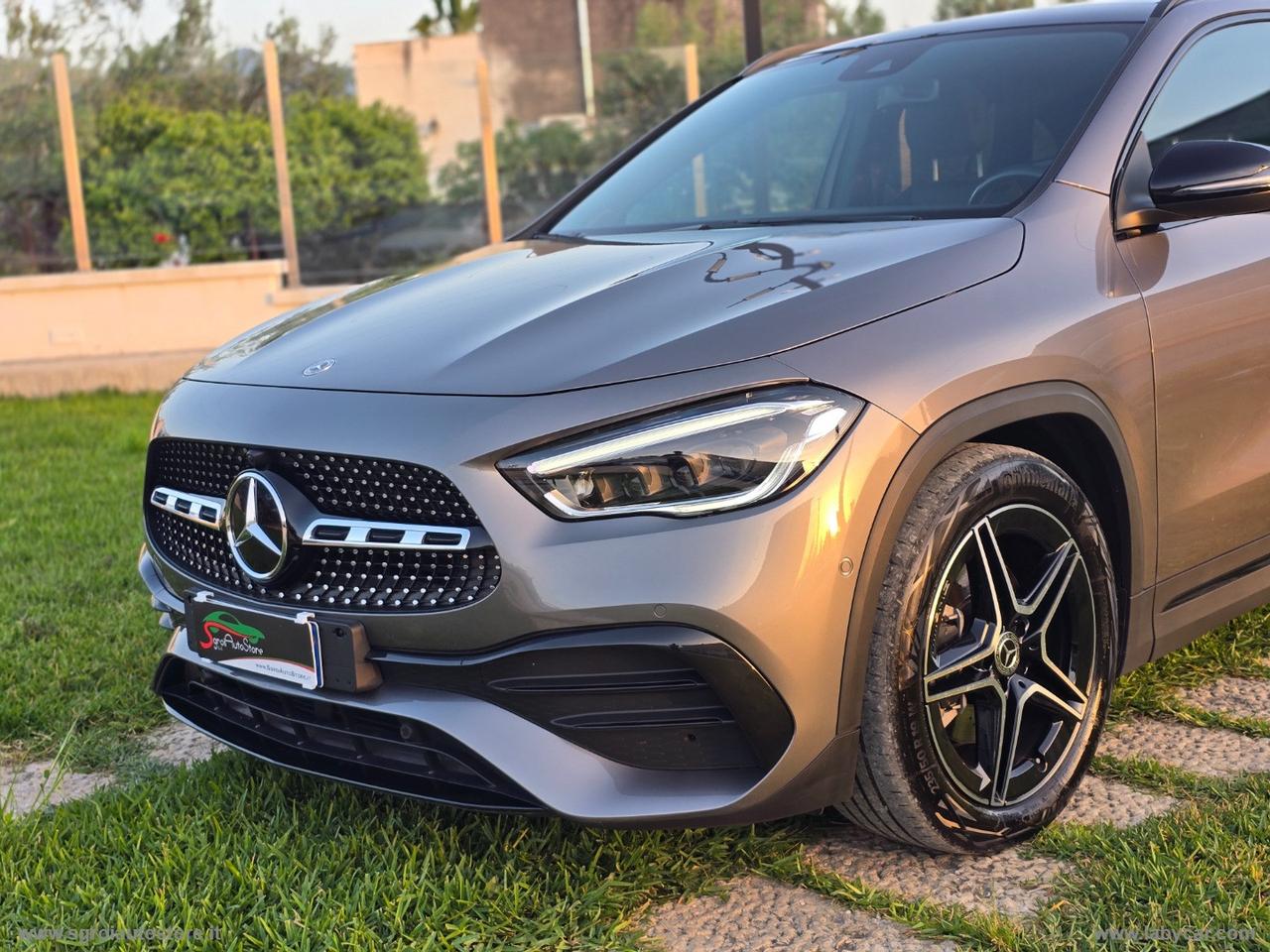 MERCEDES-BENZ GLA 180 d Automatic Premium TETTUCCIO