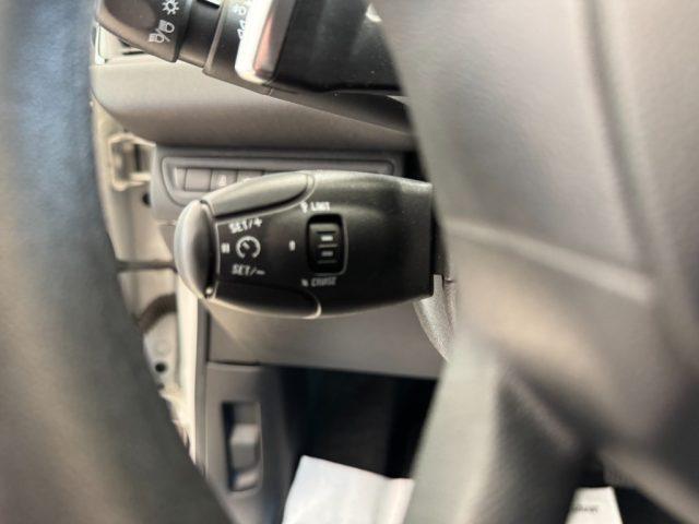 PEUGEOT 208 1.4 8V e-HDi 68CV S&S robot. 5p. Active