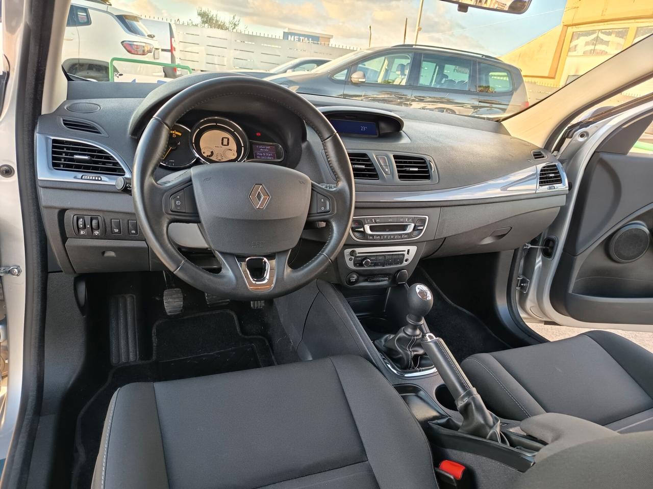 Renault Megane Mégane 1.5 dCi 110CV Start&Stop ESM SporTour Limited