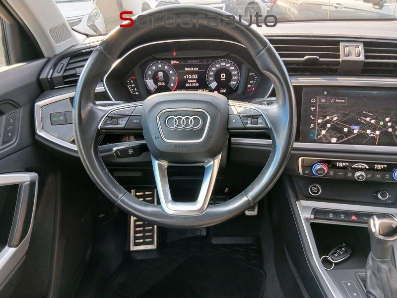 Audi Q3 Q3 40 2.0 tfsi Business Advanced quattro s-tronic.