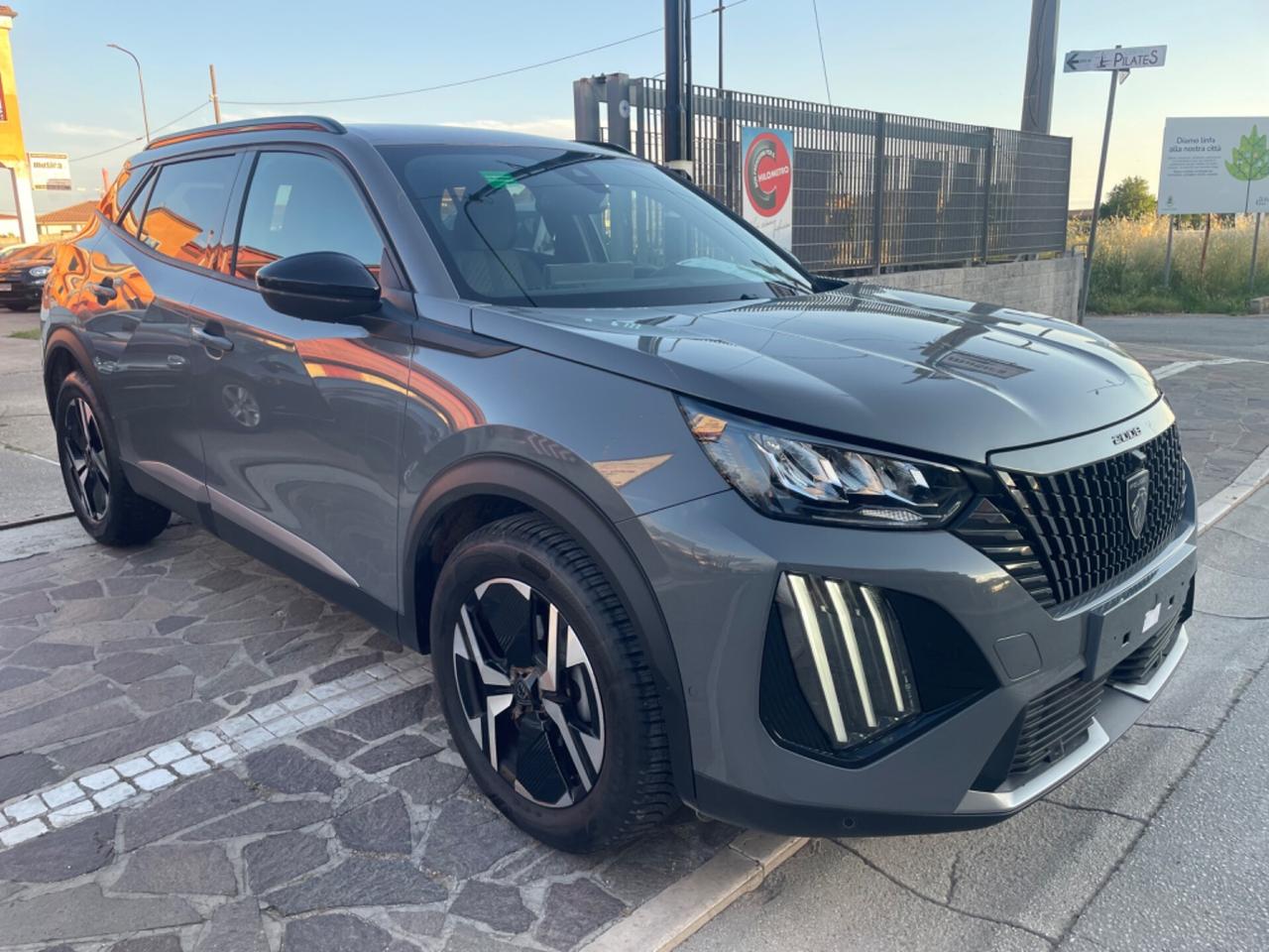 Peugeot 2008 PureTech 100 S&S Allure