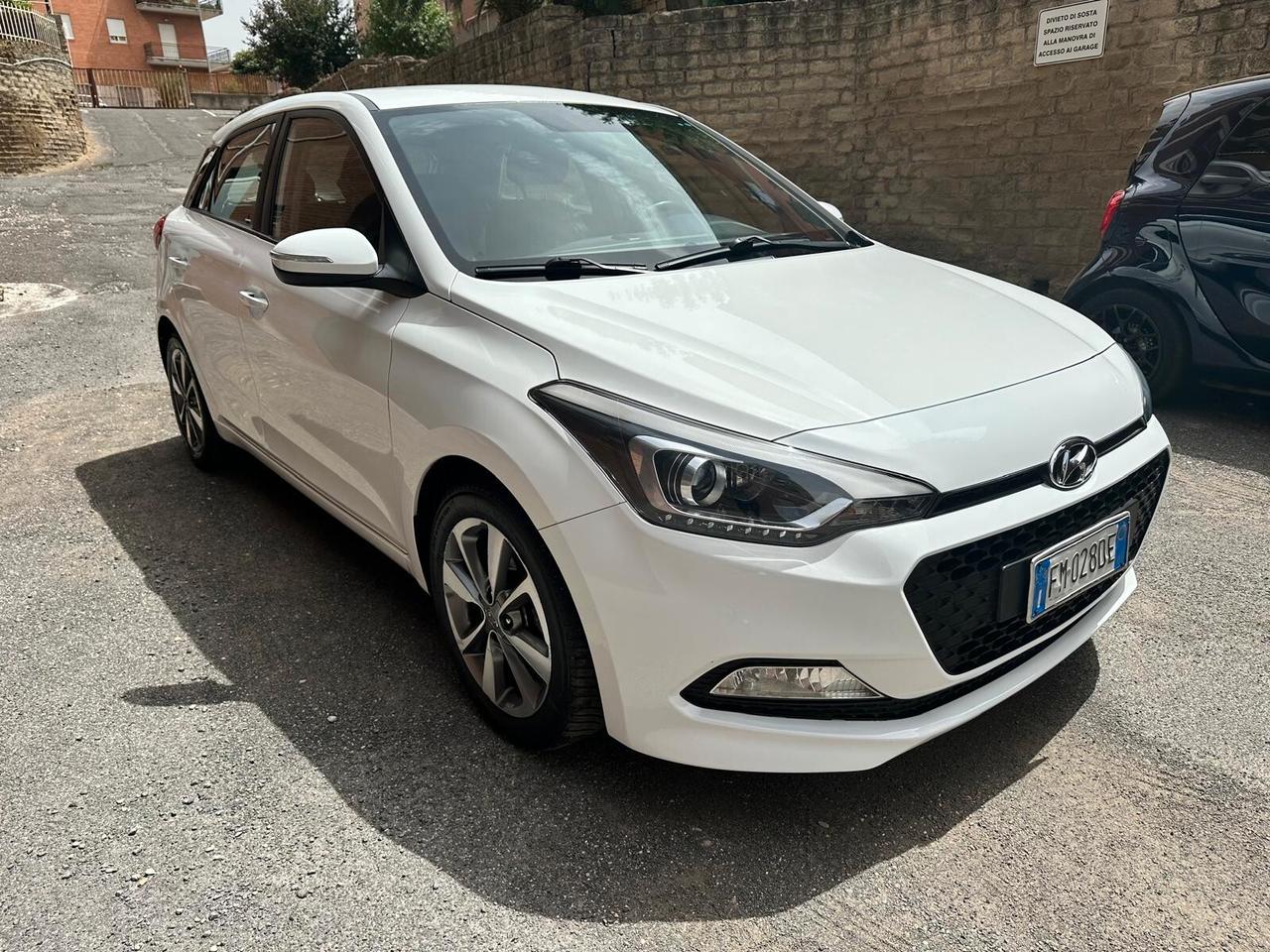 Hyundai i20 *neopatentati* 5porte* unipro