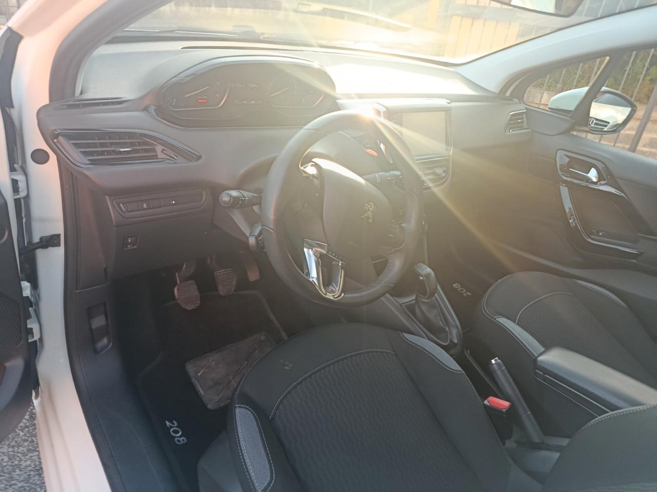 Peugeot 208 BlueHDi 75 3 porte Active