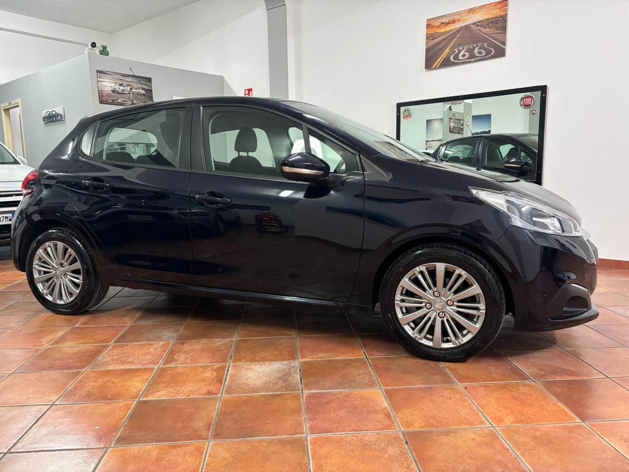 Peugeot 208 BlueHDi 75 5 porte Allure