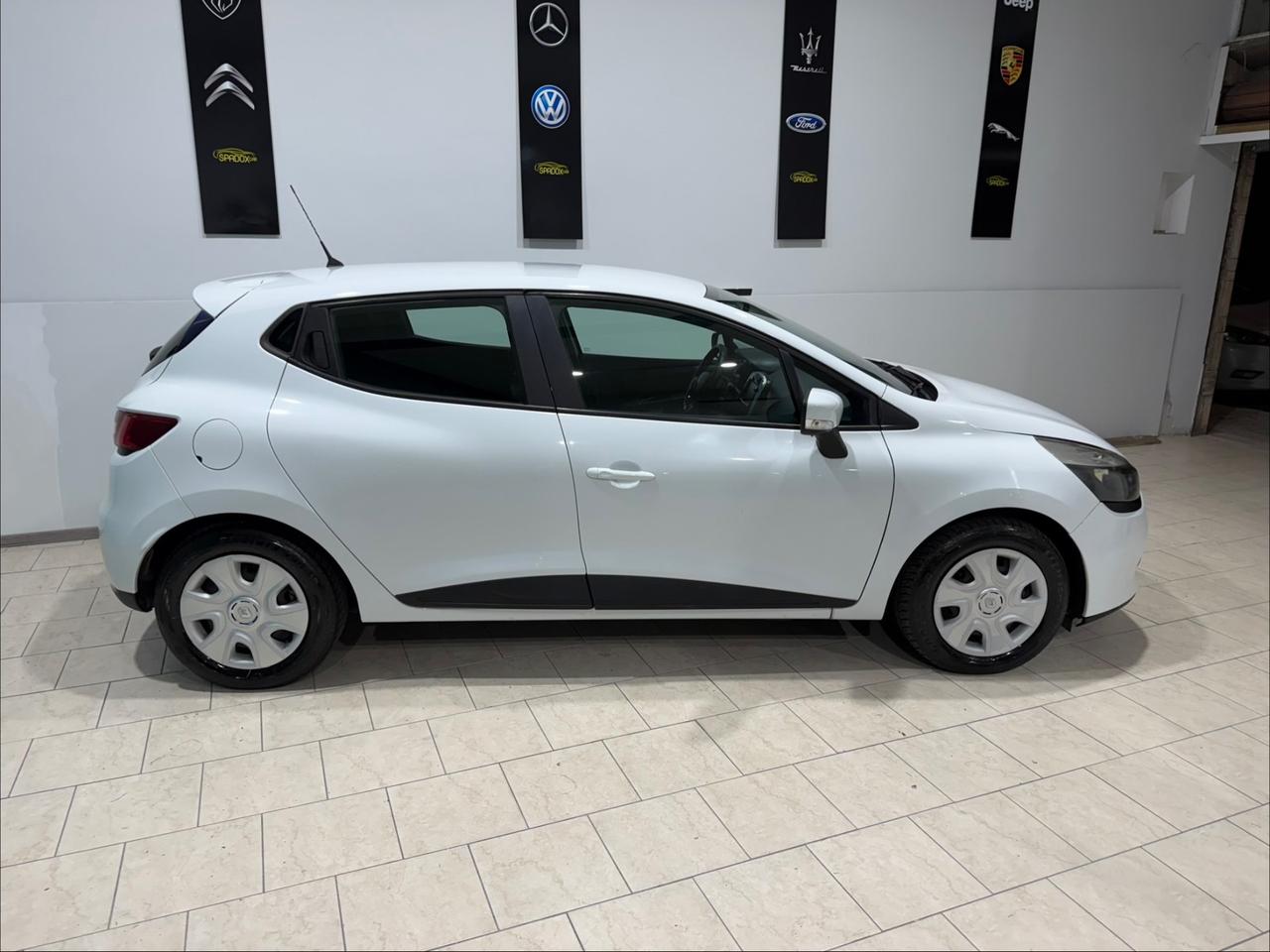 RENAULT CLIO 2015 GPL FINO AL 2035