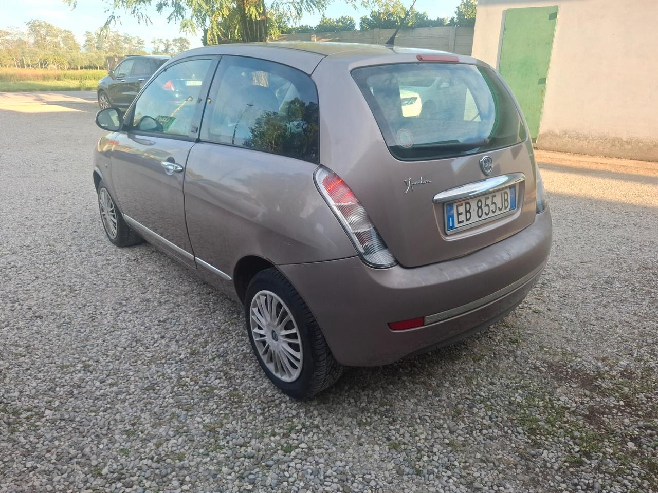 Lancia Ypsilon 1.2 69 CV Elle