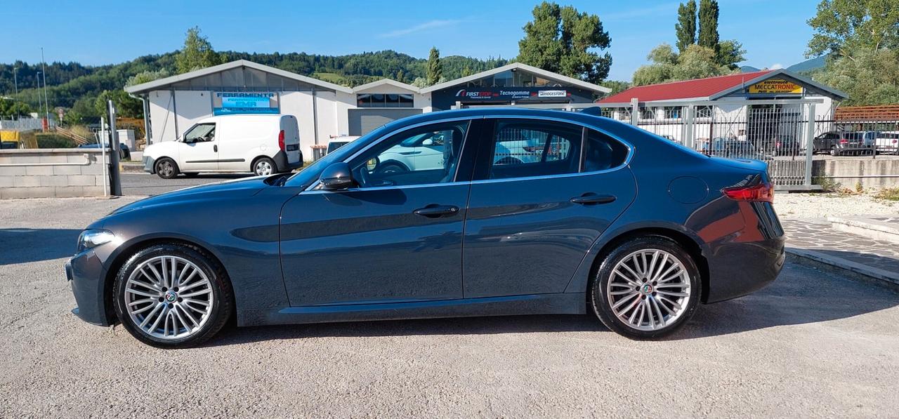 Alfa Romeo Giulia 2.2 Turbodiesel 150 CV AT8 Super