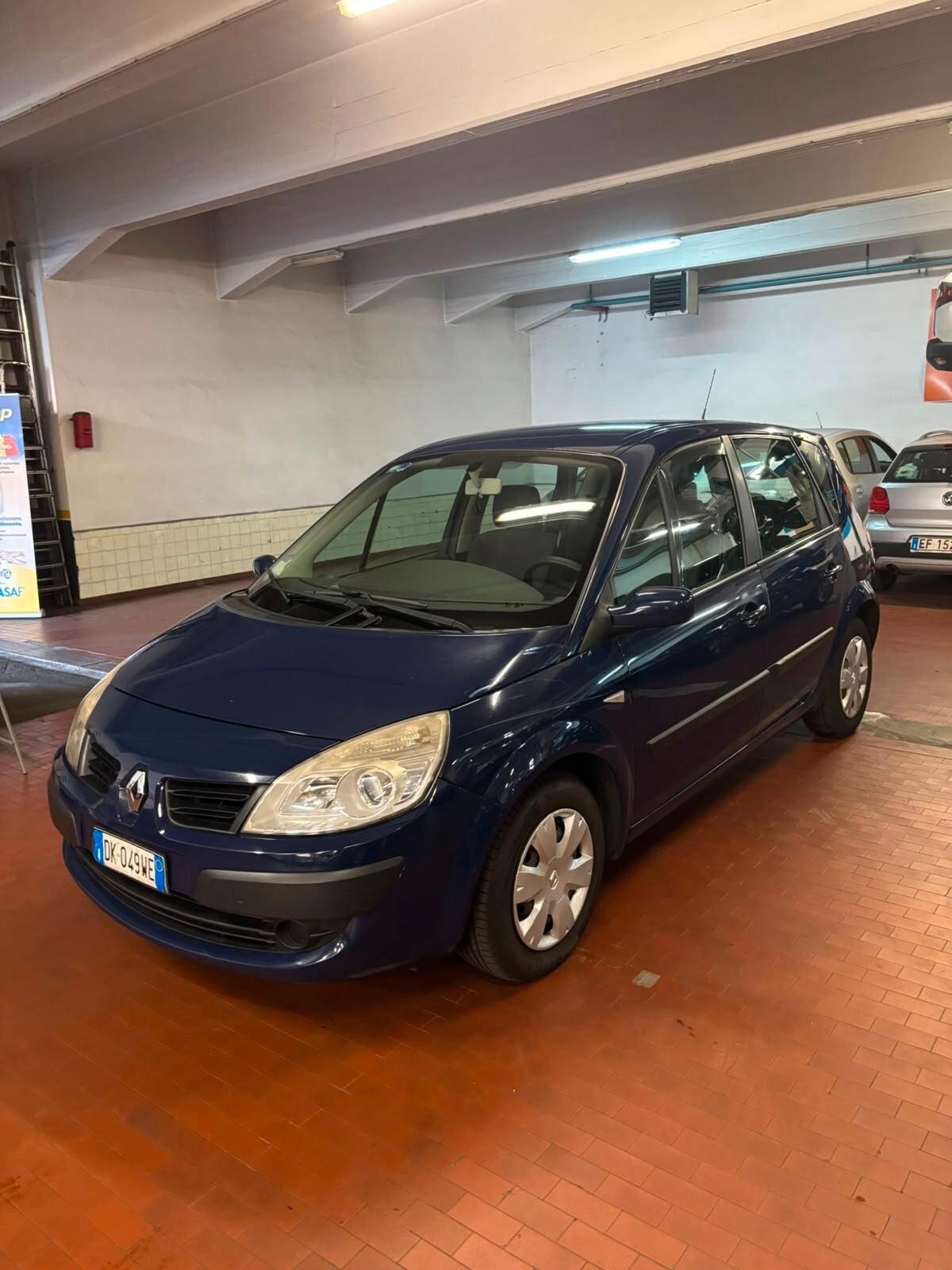 Renault Scenic Scénic 1.6 16V GPL