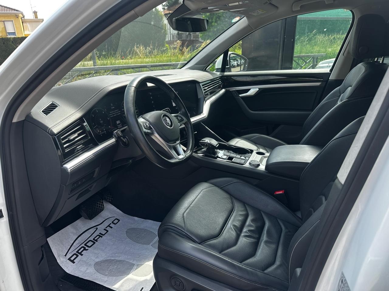 Volkswagen Touareg 3.0 V6 TDI SCR Advanced RLine