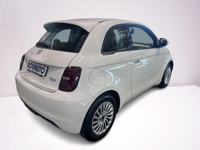 FIAT 500e 3+1 23,8 kWh