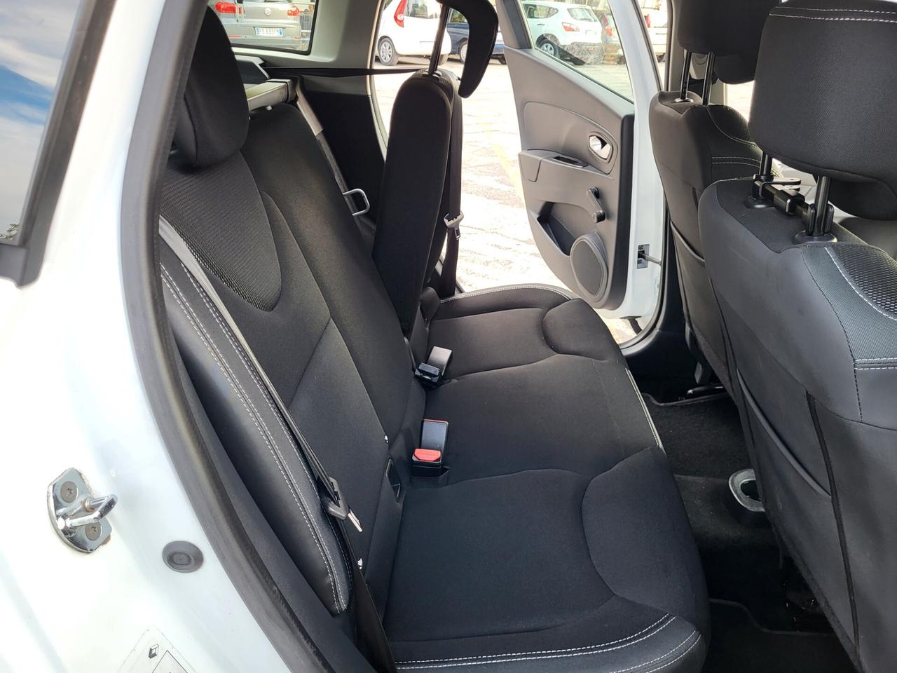 RENAULT CLIO SW SPORTER 1,5 dCi-NAVI-FOTO 2 REVISIONI