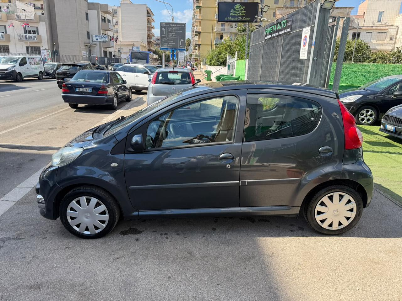Peugeot 107 1.4 HDi 5p. Plaisir