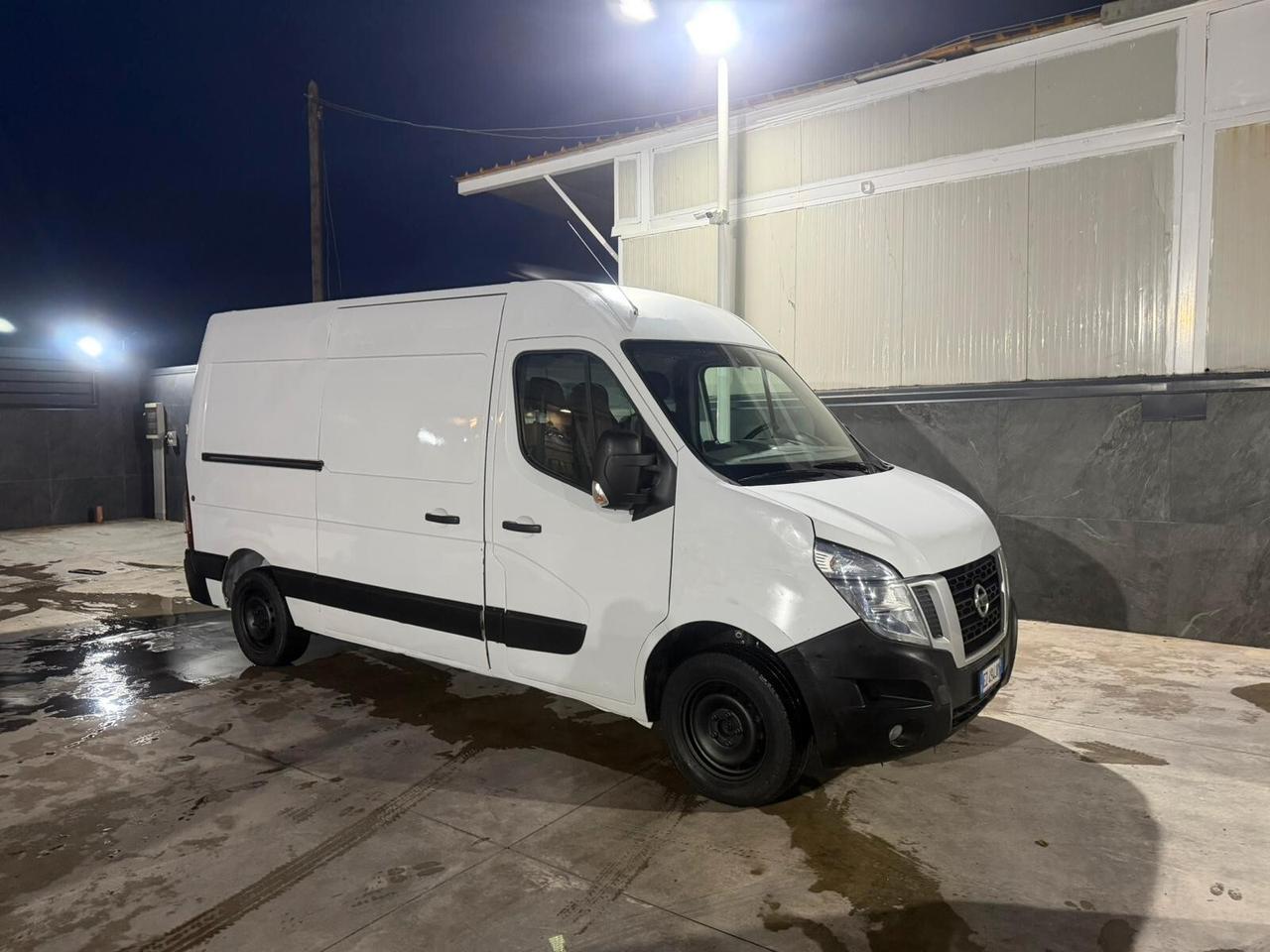 NISSAN NV400 FURGONE 2.3 DIESEL 2015